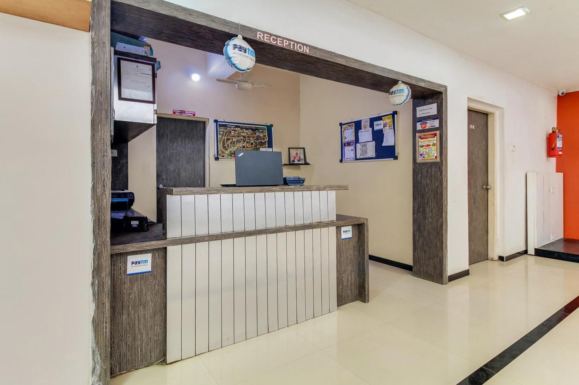 Hotel O Priyanka Residency Sholapur Exterior foto