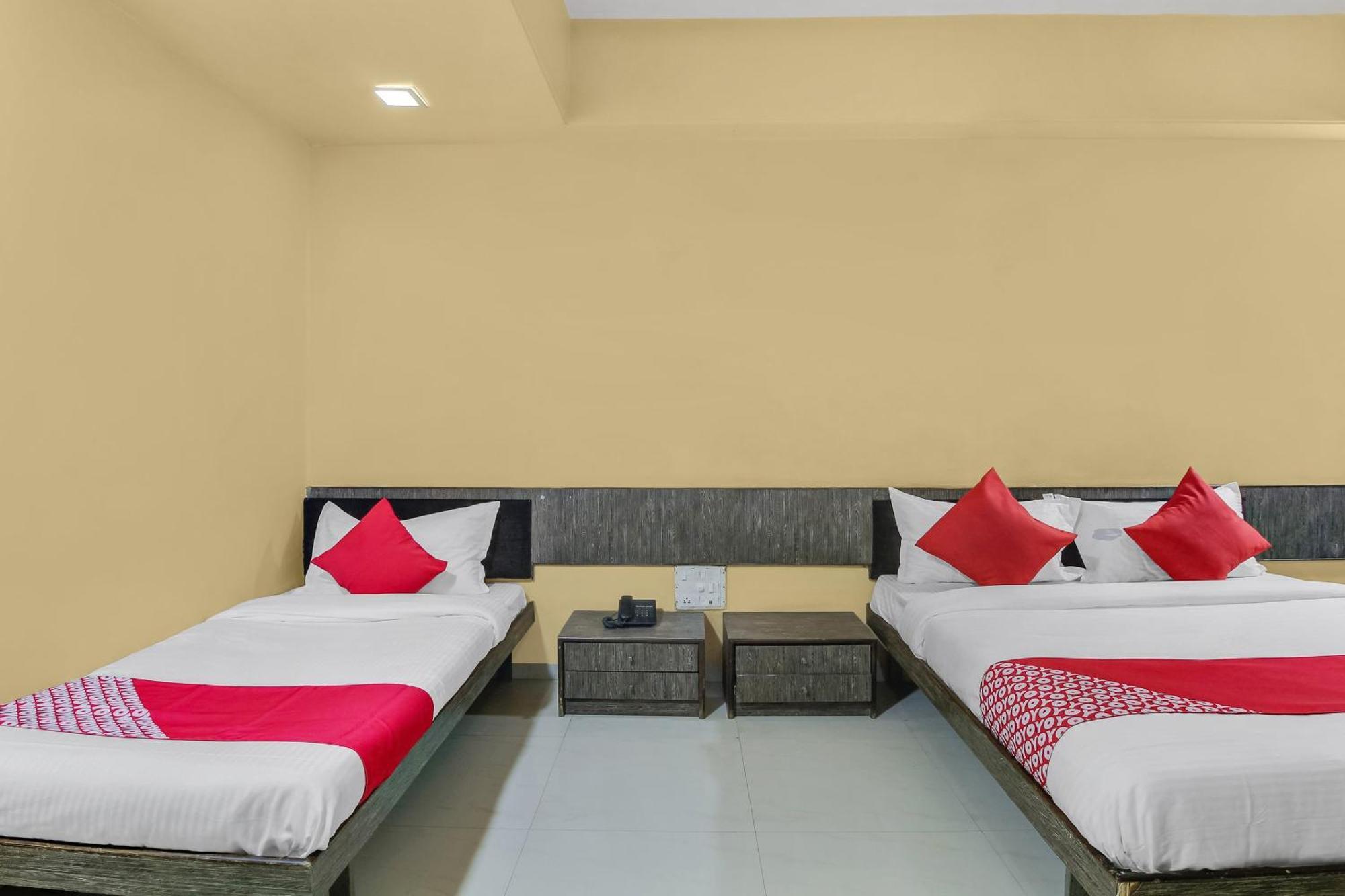 Hotel O Priyanka Residency Sholapur Exterior foto
